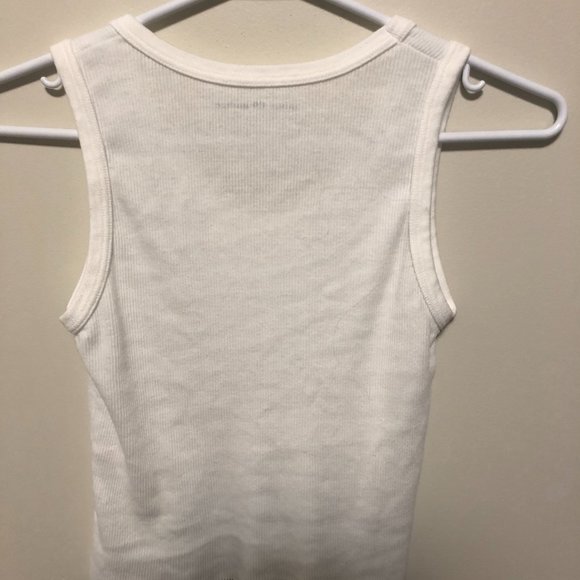 Brandy Melville White Cropped Tank-top - Picture 3 of 3